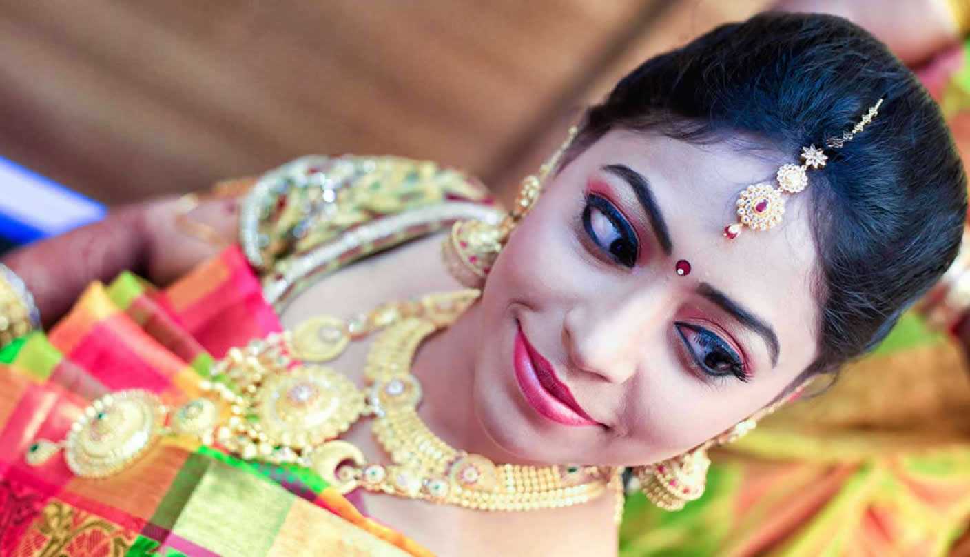 Bestweddingmomentsinmadurai,Best candid Photographer in karikudi